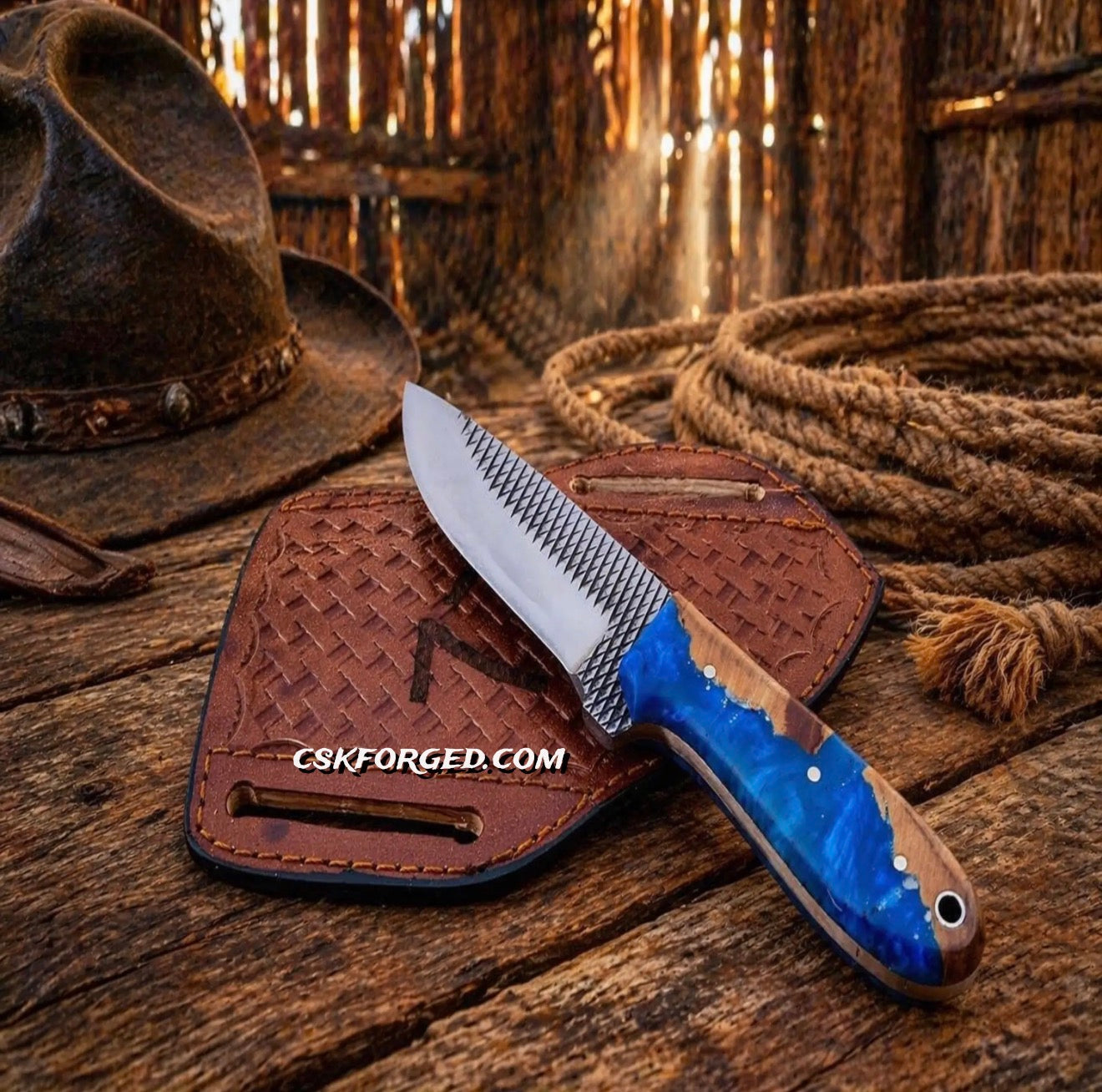 Belt Buckaroo Knife - 3.5” Damascus Steel with Pine Cone Handle