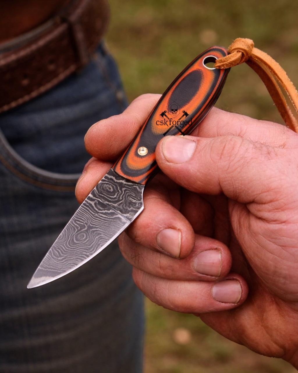 Belt Buckaroo Knife - 3.5” Damascus Steel with Pine Cone Handle